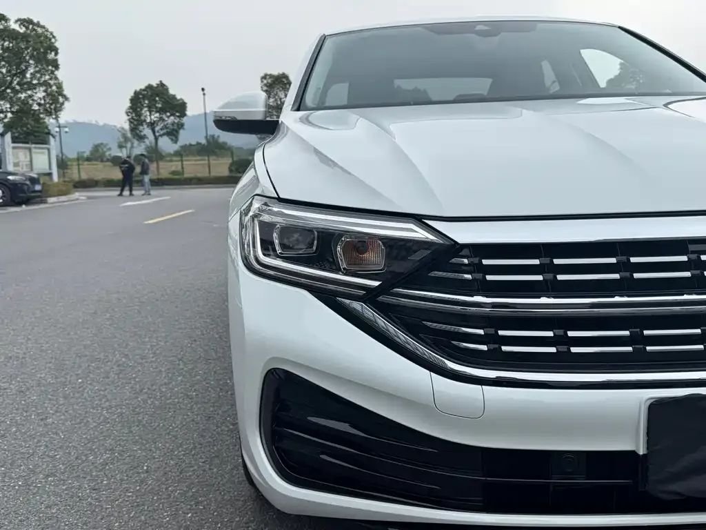 Volkswagen Sagitar 2024 из CN, фото 4