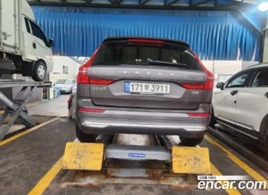 Volvo XC60 2024 из KR, фото 2