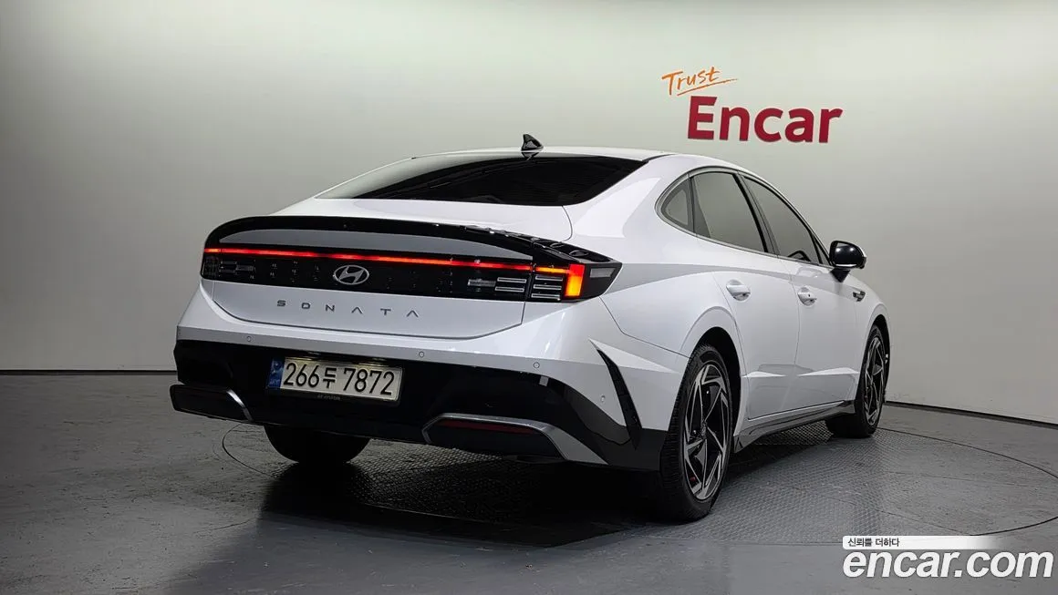 Hyundai Sonata 2024 из KR, фото 2