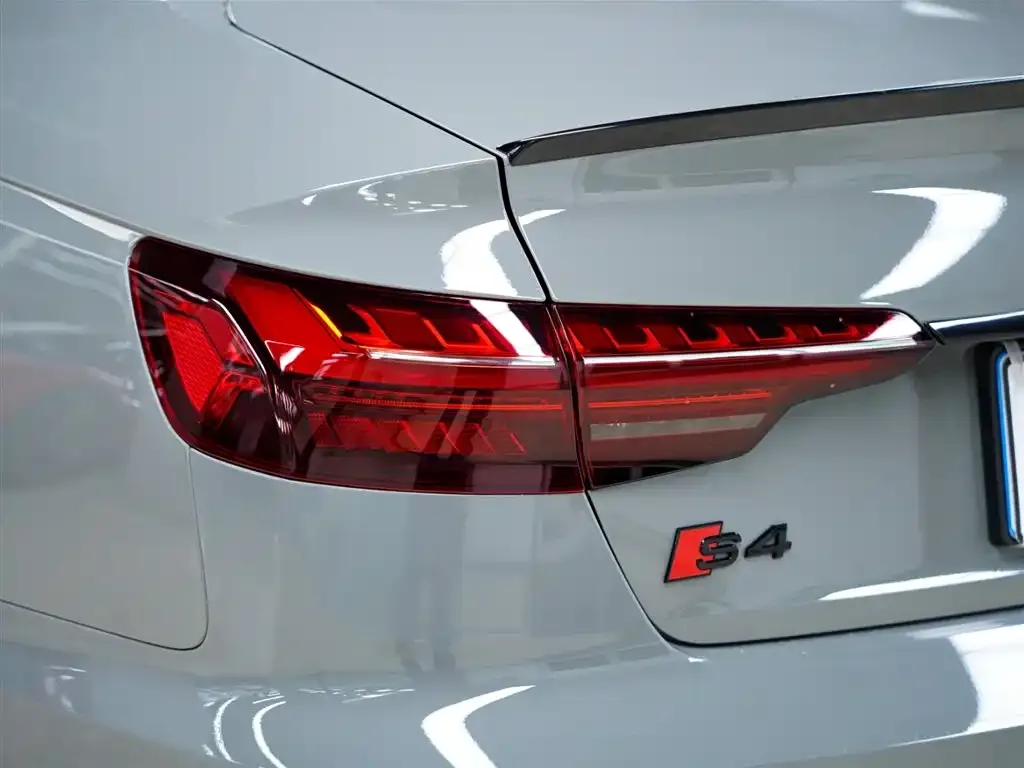 Audi S4 2023 из CN, фото 3