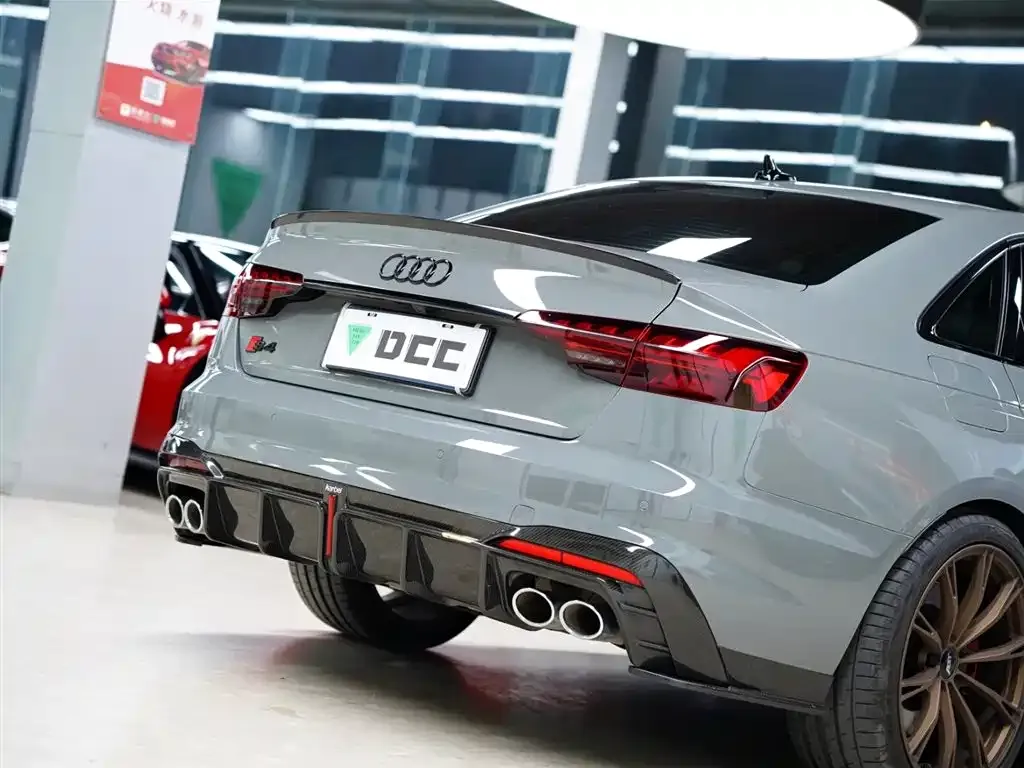 Audi S4 2023 из CN, фото 5