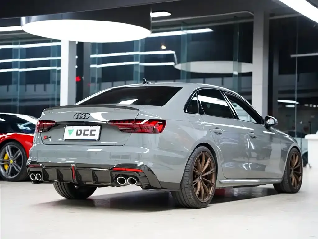 Audi S4 2023 из CN, фото 6