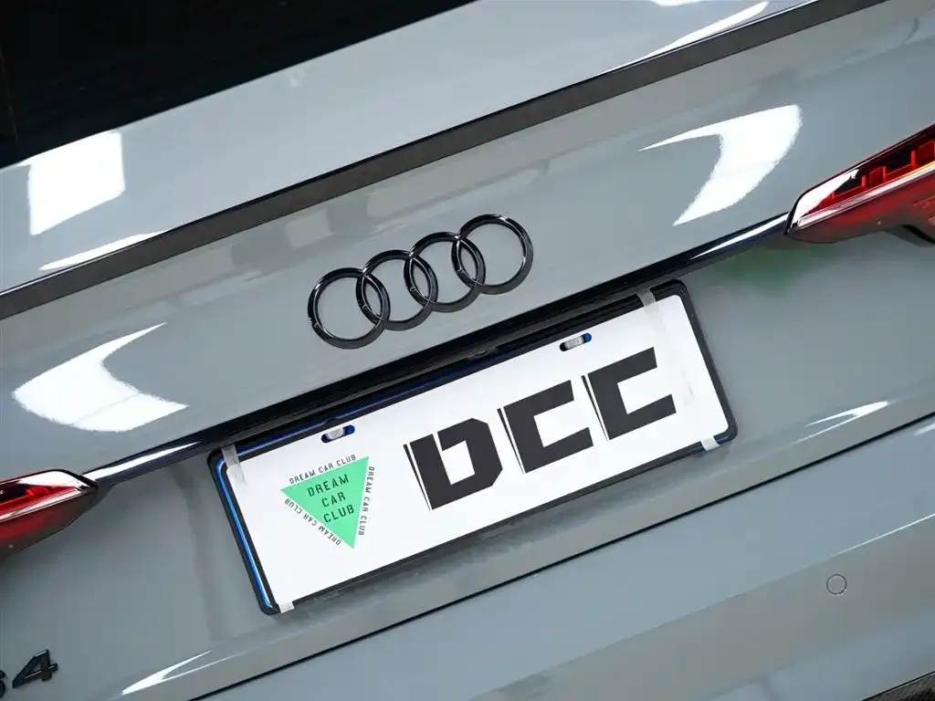 Audi S4 2023 из CN, фото 8