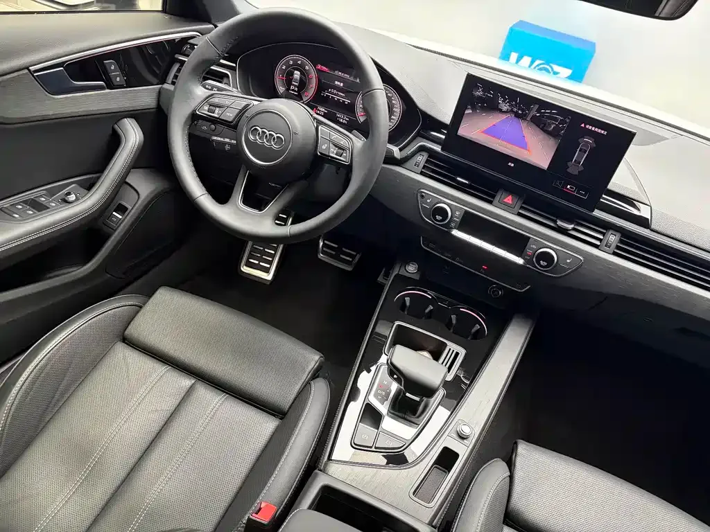Audi A4L 2023 из CN, фото 8