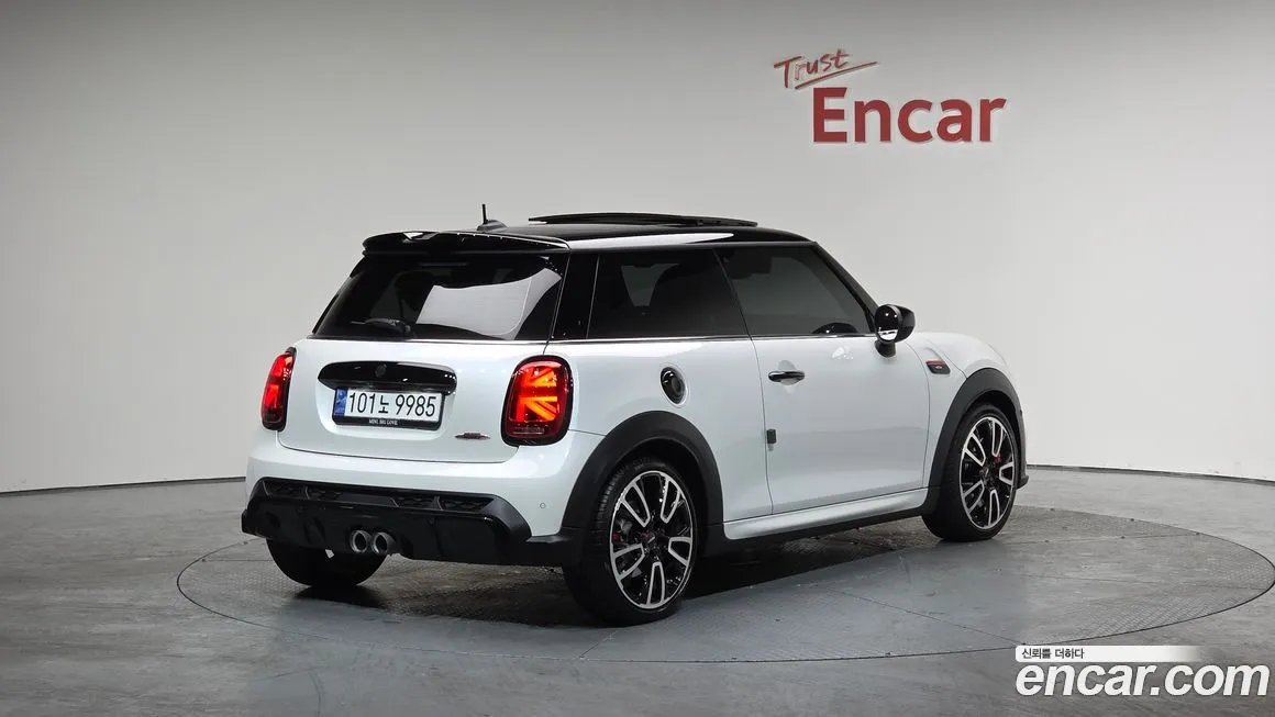 Mini Cooper 2024 из KR, фото 2