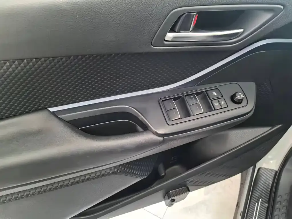 Toyota IZOA 2022 из CN, фото 6