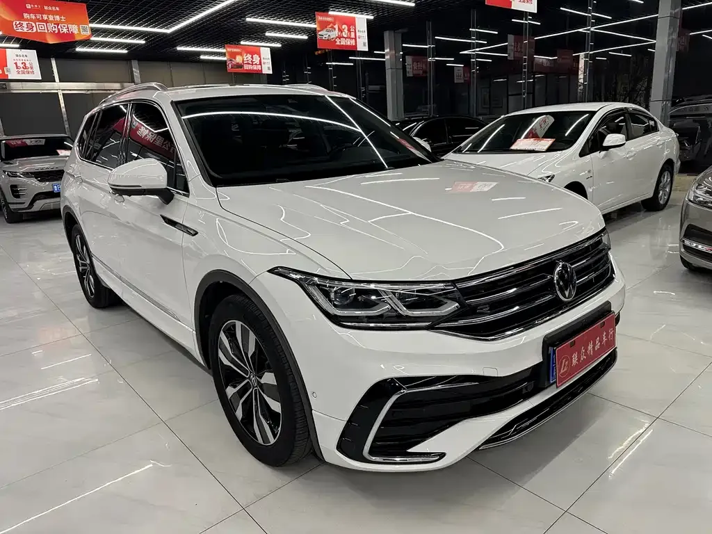 Volkswagen Tiguan L 2022 из CN, фото 3