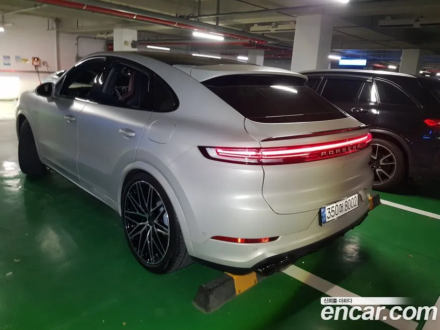 Porsche Cayenne 2024 из KR, фото 4