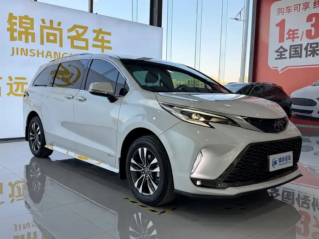 Toyota Granvia 2024 из CN, фото 4