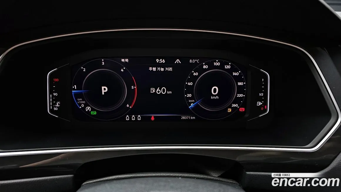 Volkswagen Tiguan — фото 8