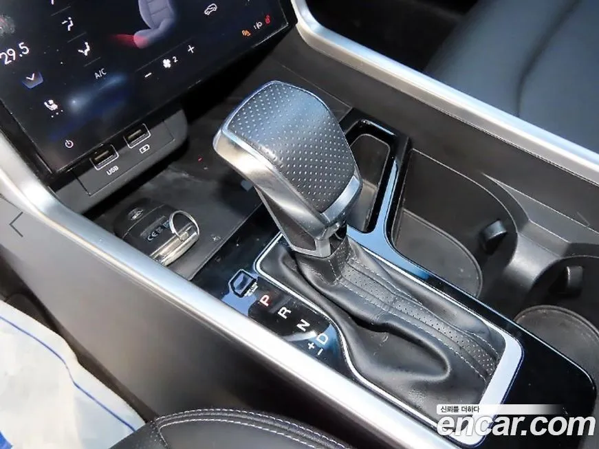 KG Mobility (Ssangyong) Torres 2023 из KR, фото 10