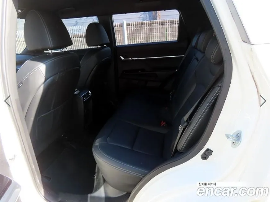 KG Mobility (Ssangyong) Torres 2023 из KR, фото 6