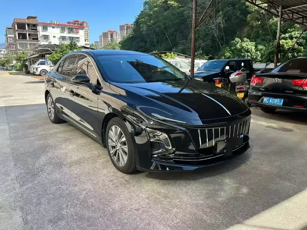 Hongqi E-QM5 2025 из CN, фото 1