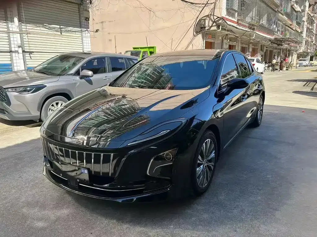 Hongqi E-QM5 2025 из CN, фото 3