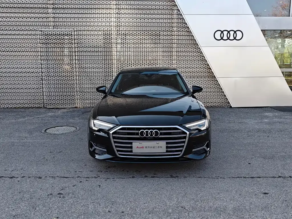 Audi A6L — фото 2