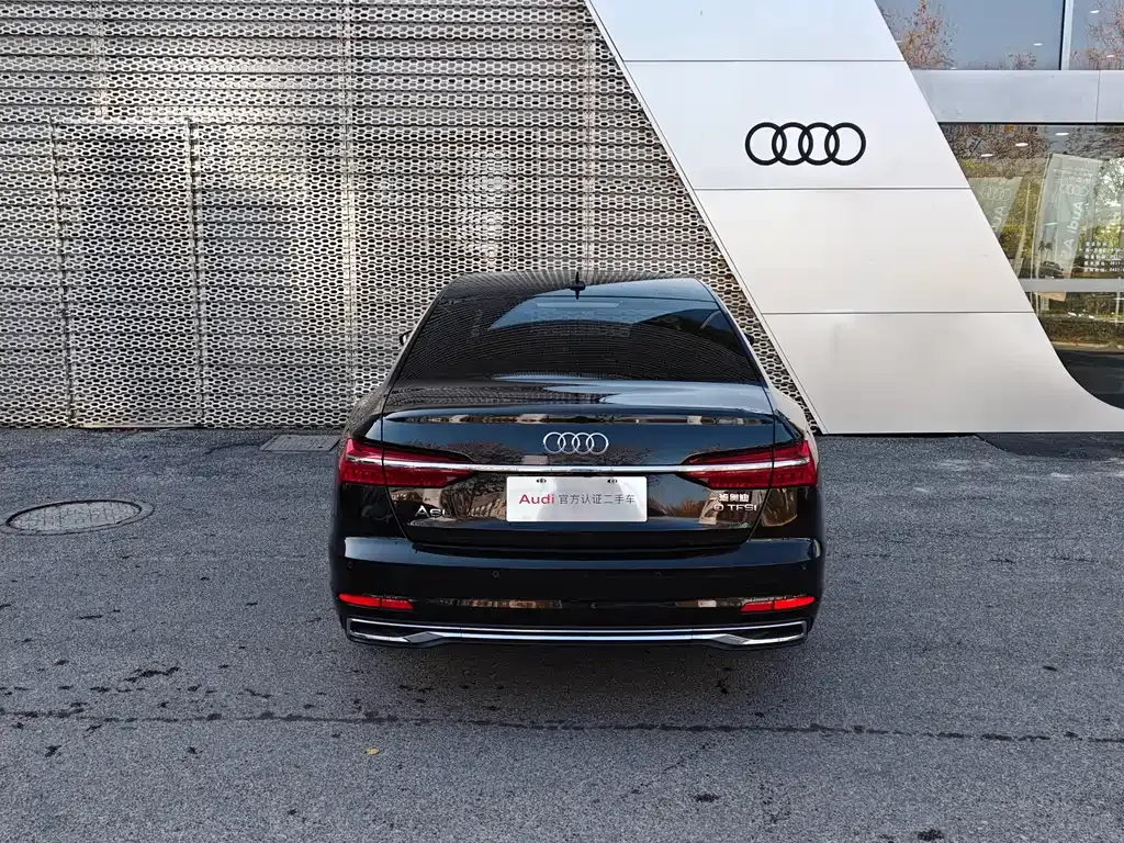 Audi A6L — фото 5