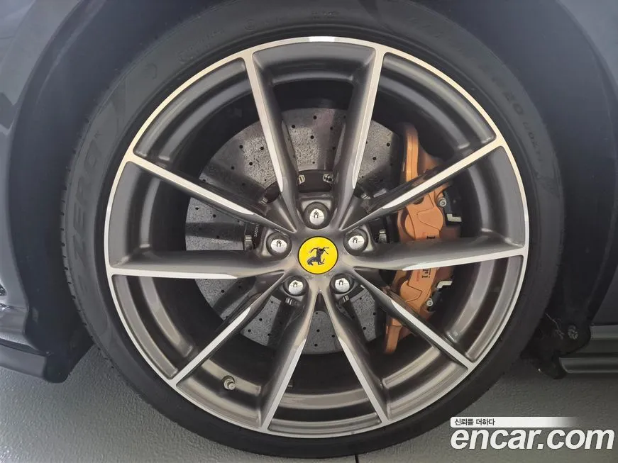 Ferrari 812 2021 из KR, фото 5