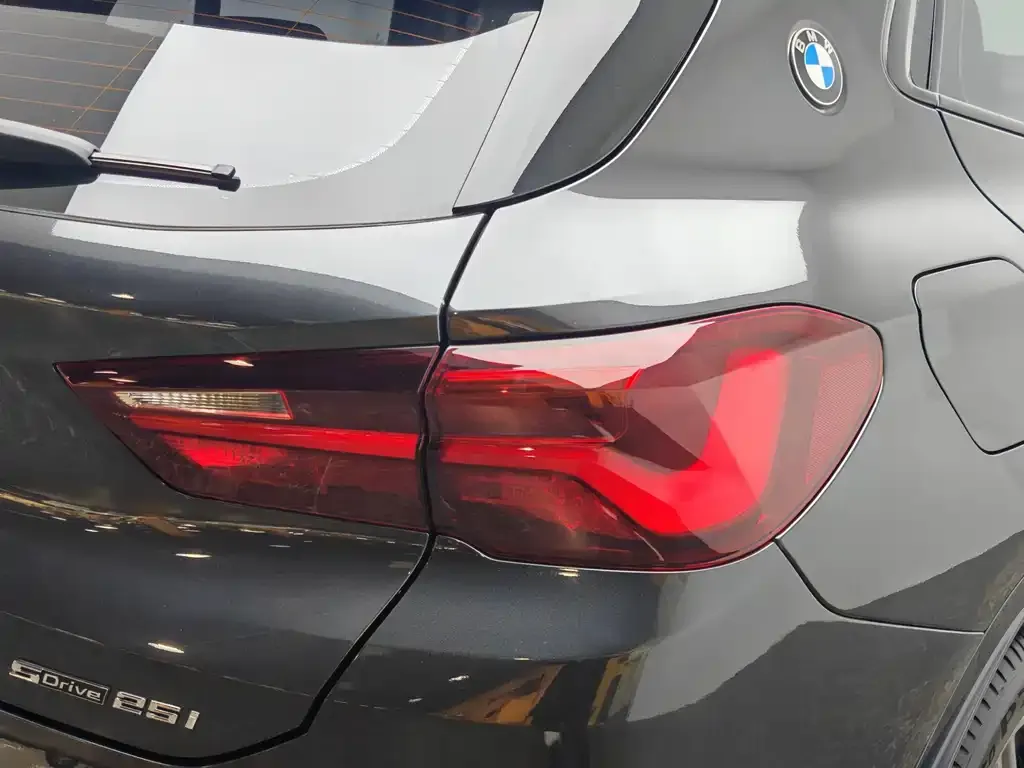 BMW X2 — фото 8