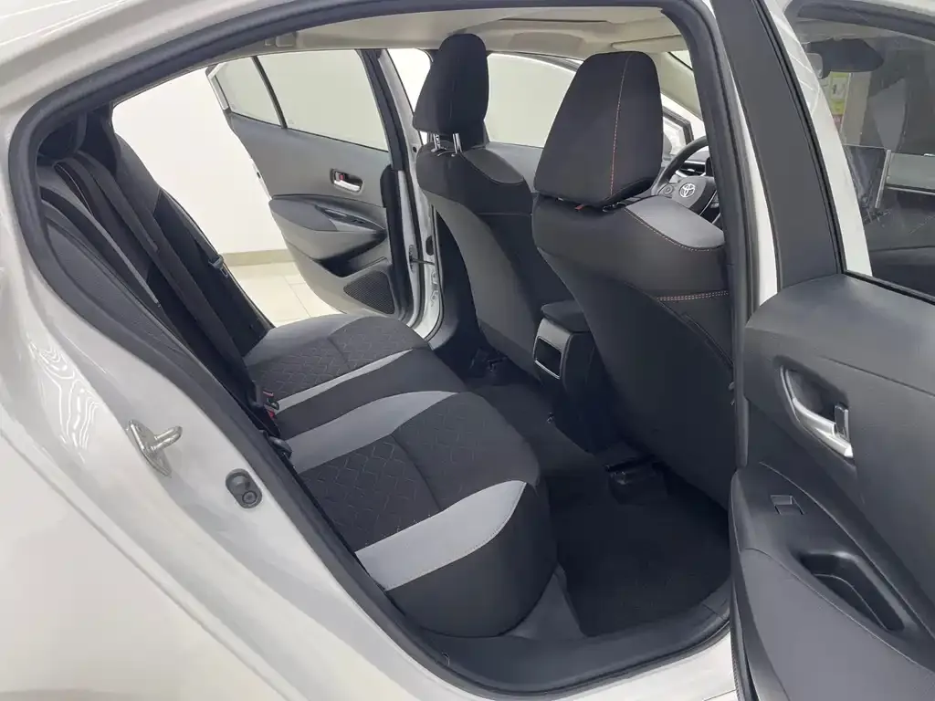Toyota Corolla 2021 из CN, фото 7