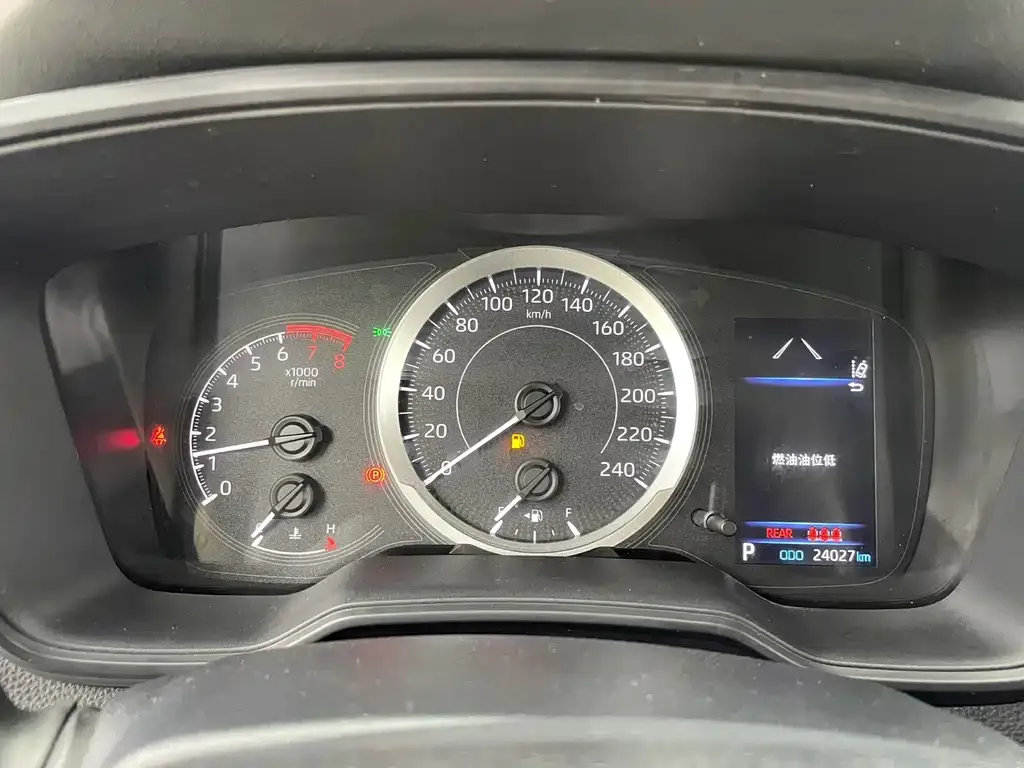 Toyota Corolla 2021 из CN, фото 9