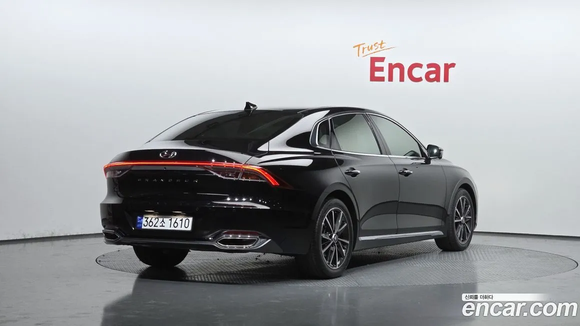 Hyundai Grandeur 2022 из KR, фото 2