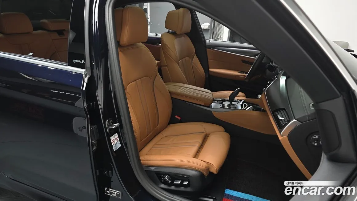 BMW 5-Series 2023 из KR, фото 10
