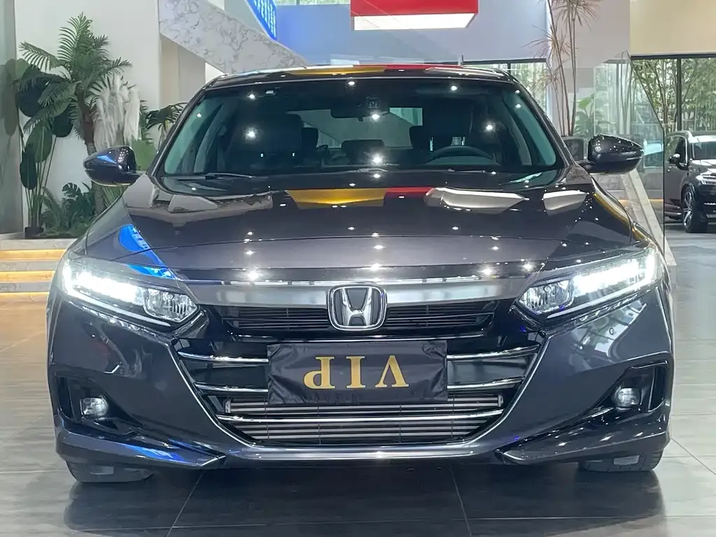 Honda Accord — фото 2