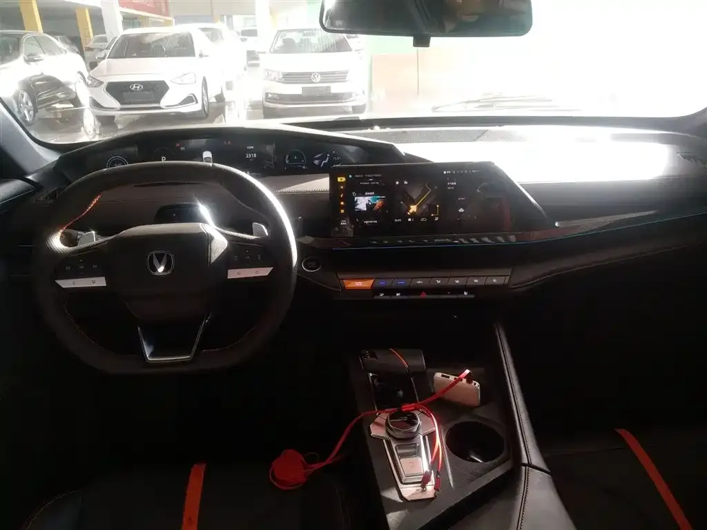 Changan UNI-V 2024 из CN, фото 10