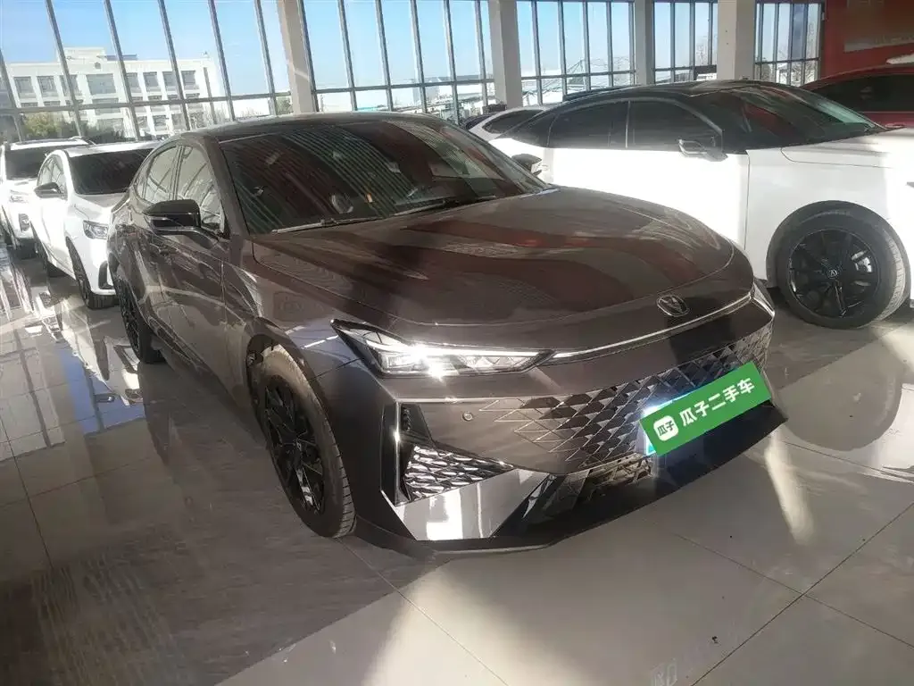 Changan UNI-V 2024 из CN, фото 4