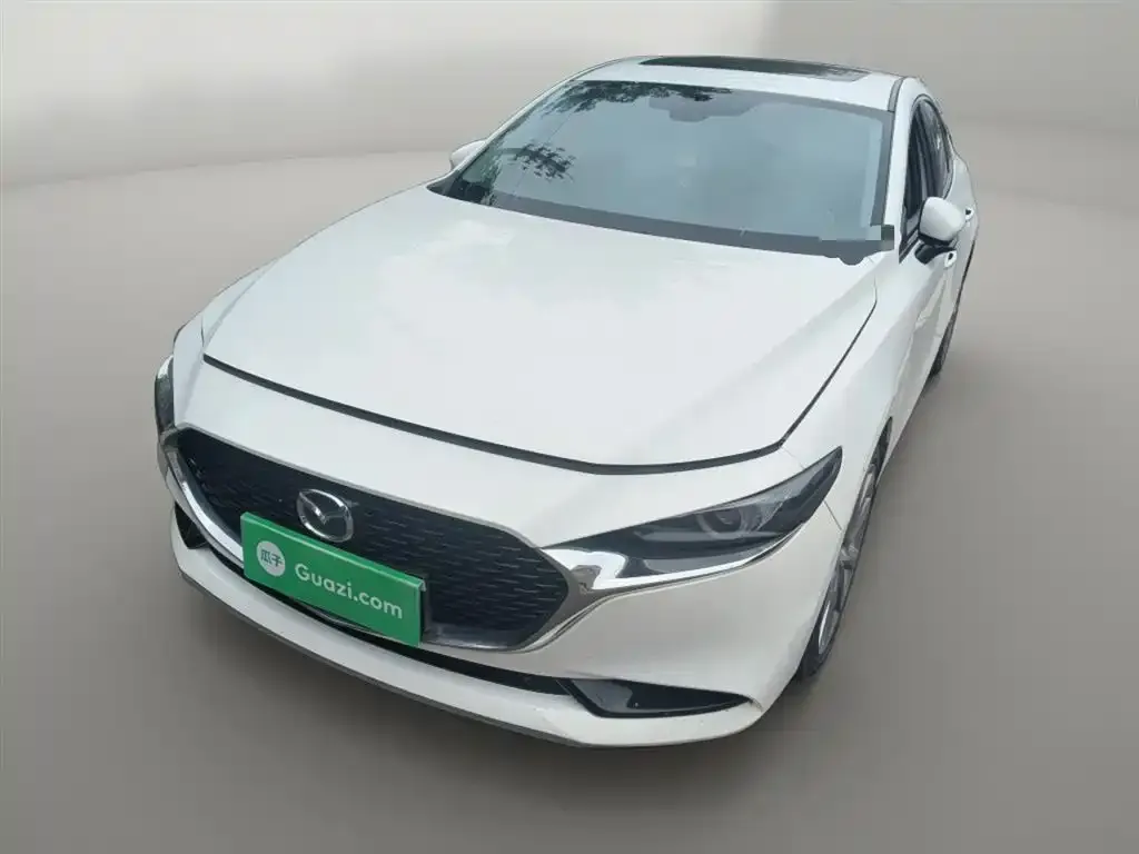 Mazda 3 Axela 2022 из CN, фото 2