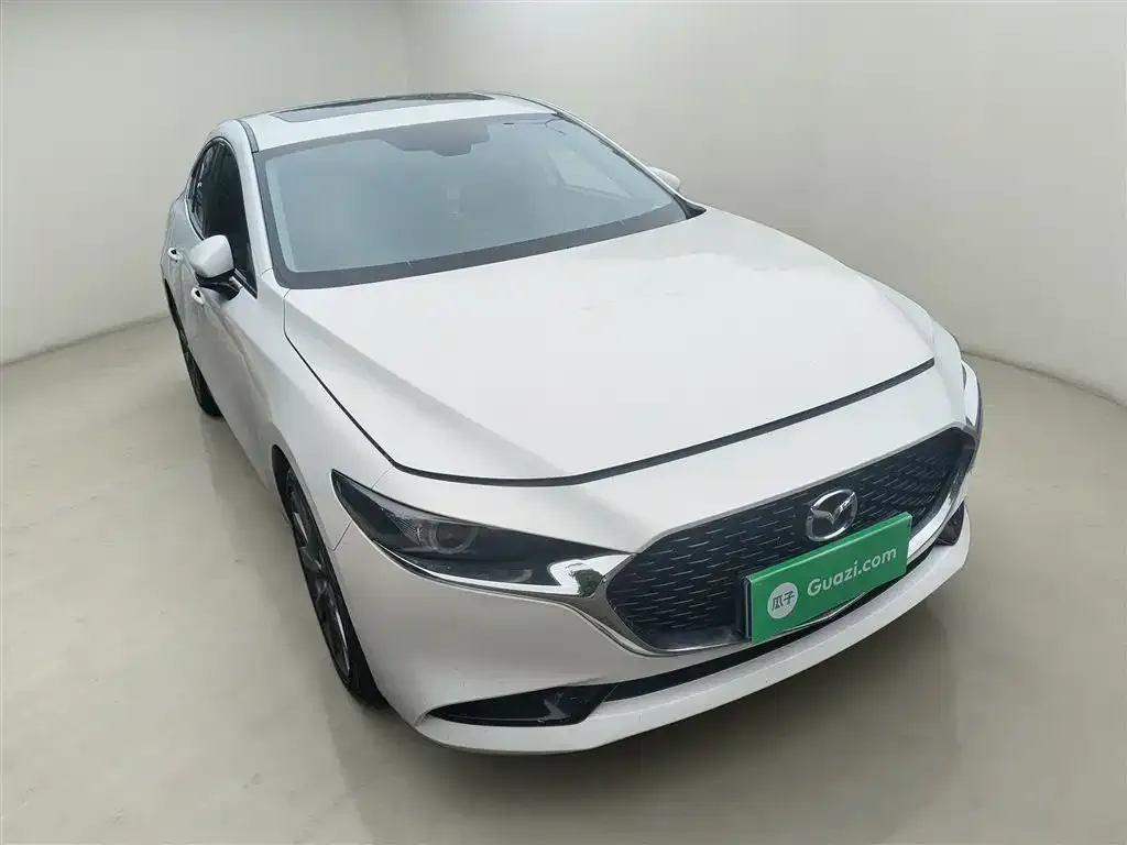 Mazda 3 Axela 2022 из CN, фото 4