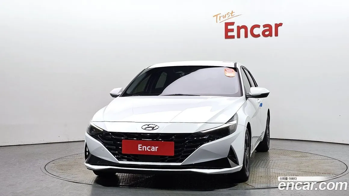 Hyundai AVANTE — фото 3
