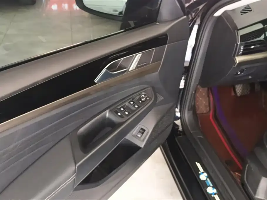 Volkswagen Passat 2022 из CN, фото 7