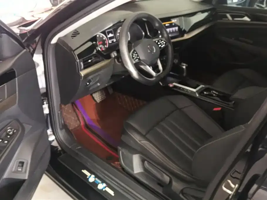 Volkswagen Passat 2022 из CN, фото 9