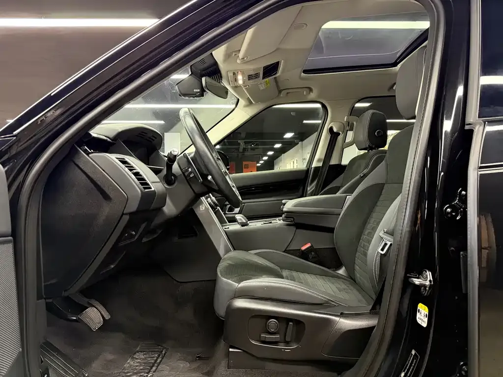 Land Rover Discovery 2021 из CN, фото 4