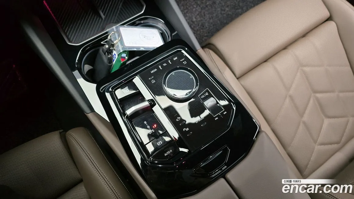 BMW 5-Series 2024 из KR, фото 9