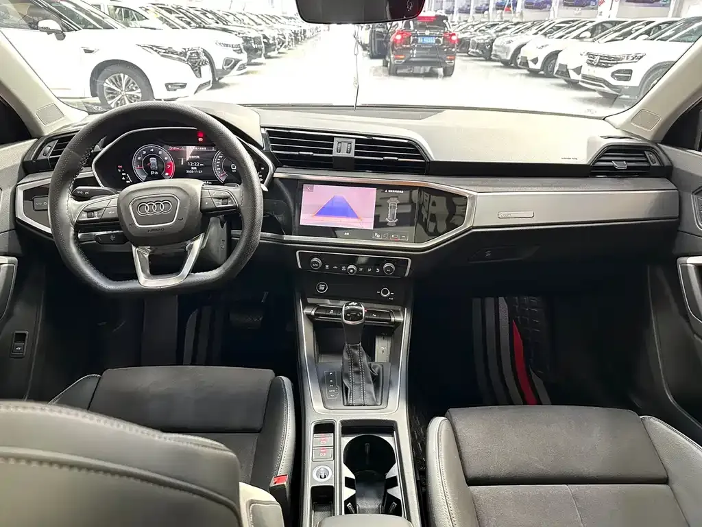 Audi Q3 2022 из CN, фото 9