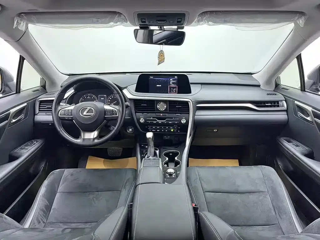 Lexus RX — фото 10