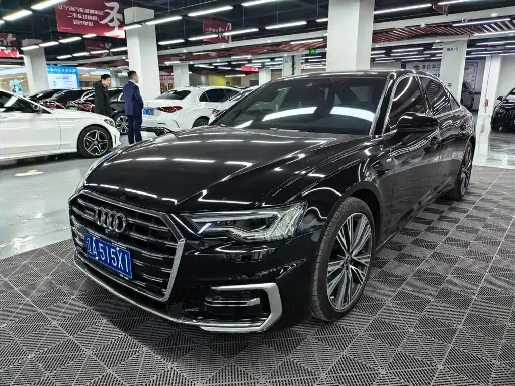 Audi A6L 2023 из CN, фото 1