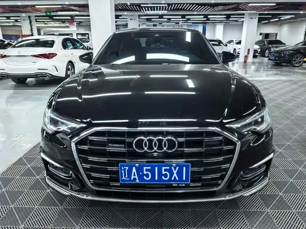 Audi A6L 2023 из CN, фото 2
