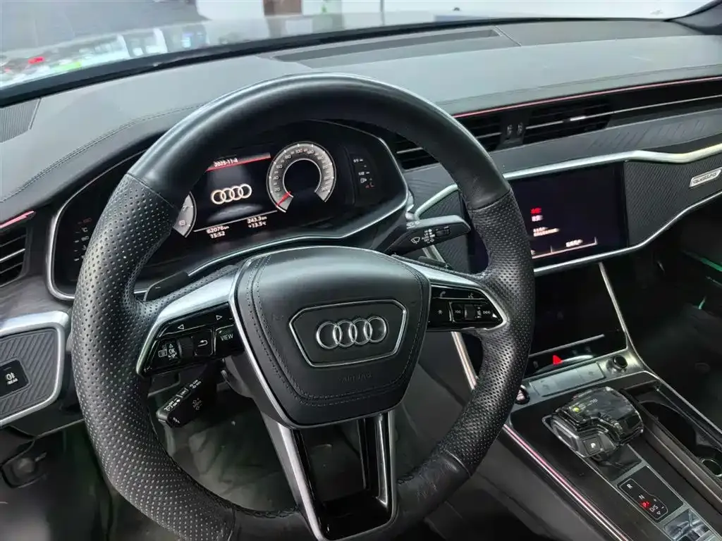 Audi A6L 2023 из CN, фото 8