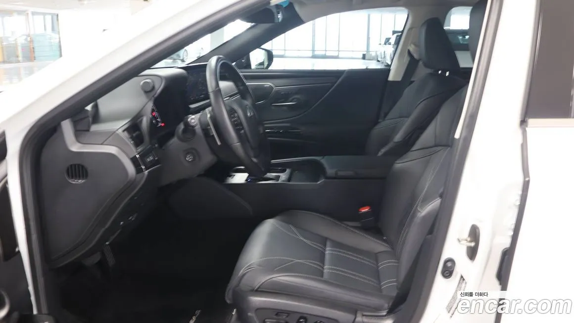 Lexus ES 2026 из KR, фото 9