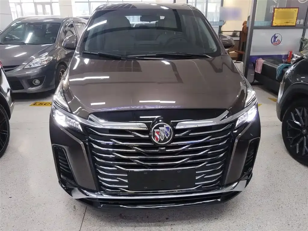 Buick GL8 2024 из CN, фото 3
