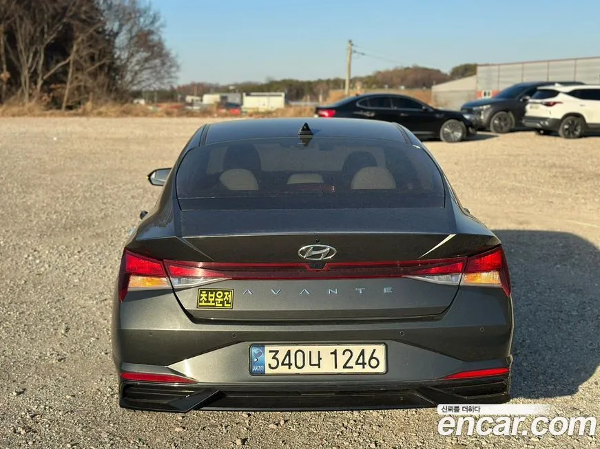 Hyundai AVANTE — фото 2