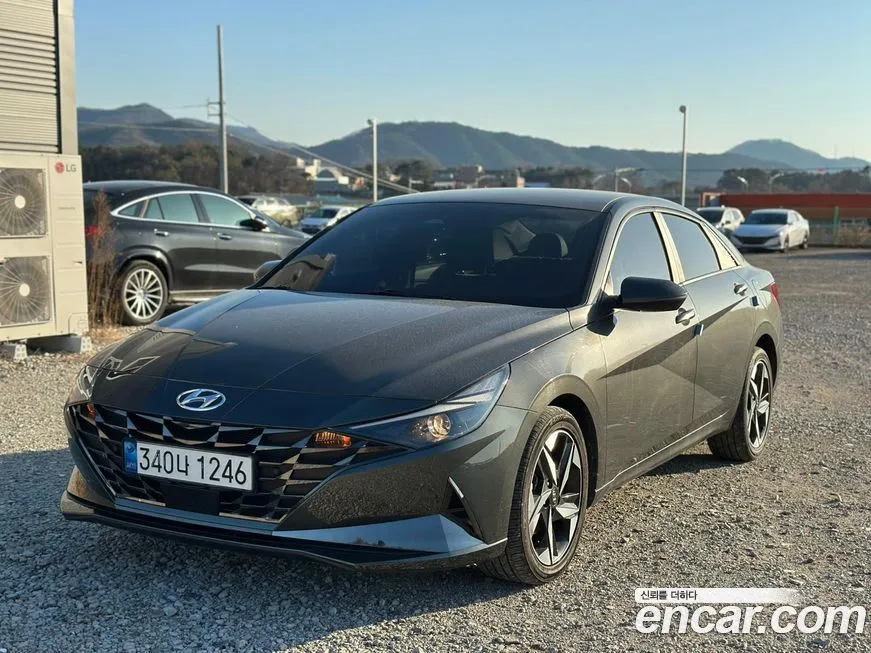 Hyundai AVANTE — фото 3