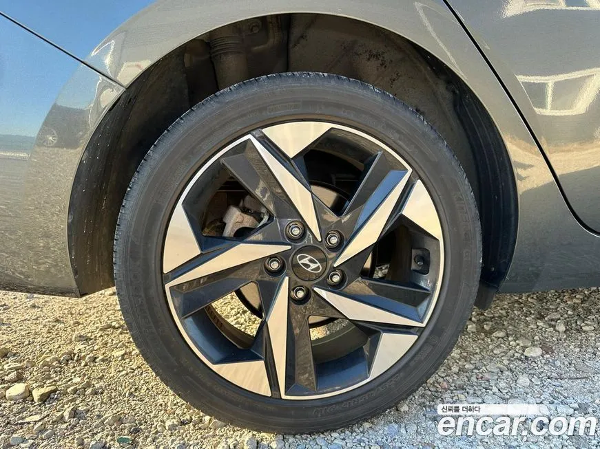 Hyundai AVANTE — фото 9