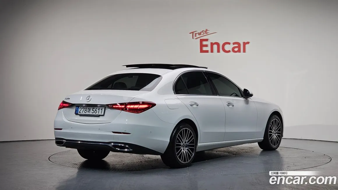 Mercedes-Benz C-Class 2023 из KR, фото 2