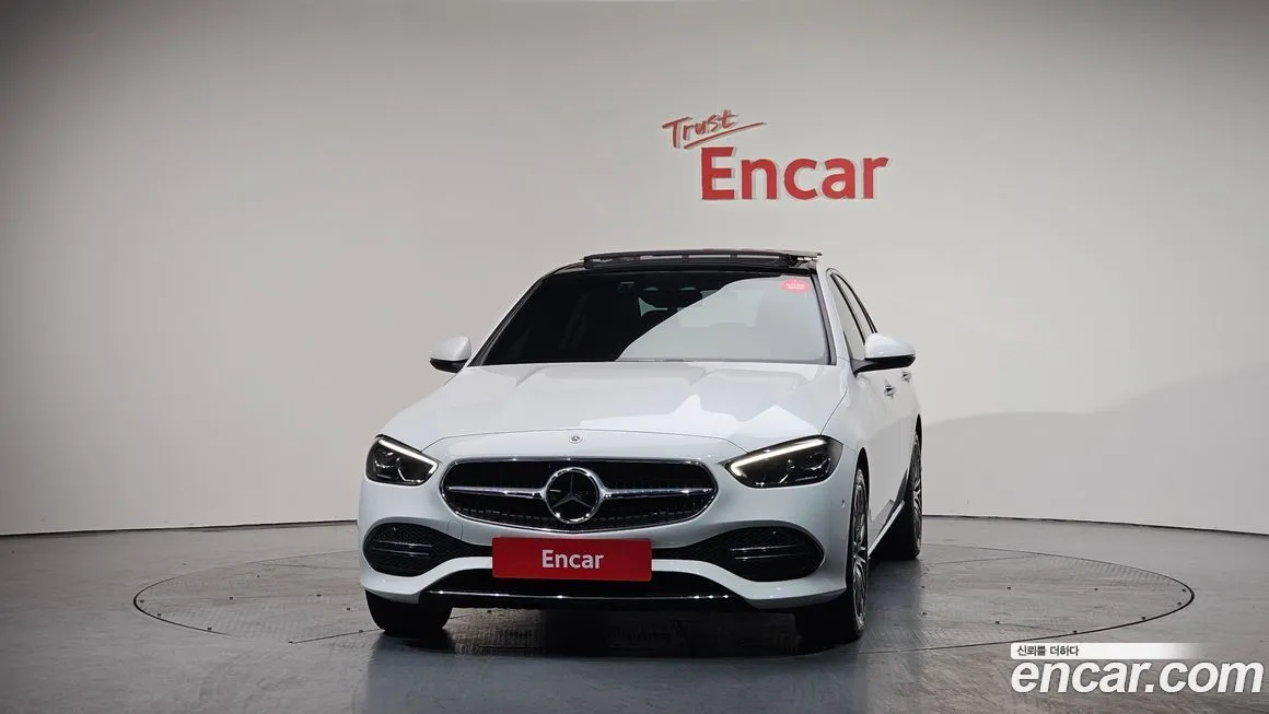 Mercedes-Benz C-Class 2023 из KR, фото 3