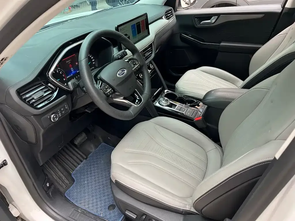 Ford Escape 2023 из CN, фото 9