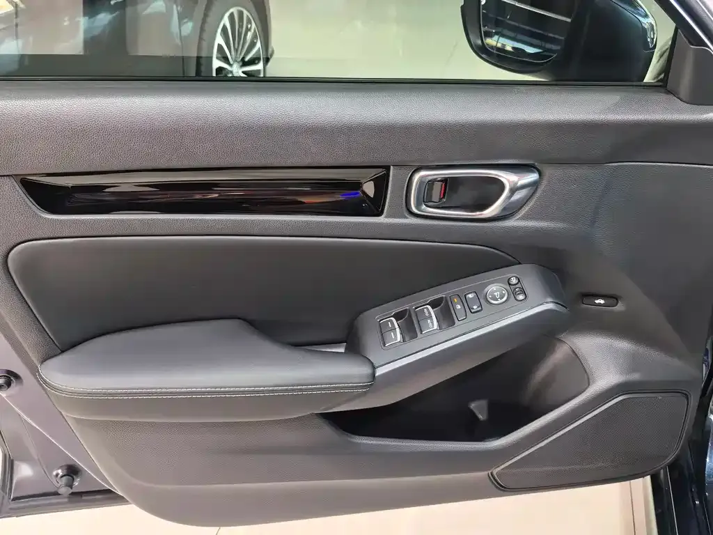 Honda Civic 2024 из CN, фото 6
